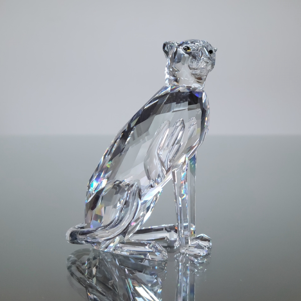 Swarovski Crystal Cheetah V2 Tail Up African Wildlife 183225